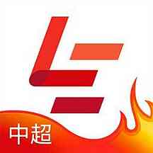 边路进攻怎样创造机会：宽度、套边与传中的配合